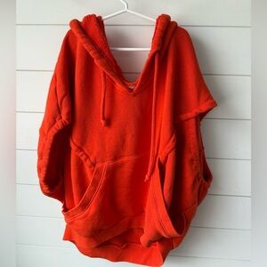 Anthropologie Akemi & Kin orange oversized short sleeve sweatshirt medium